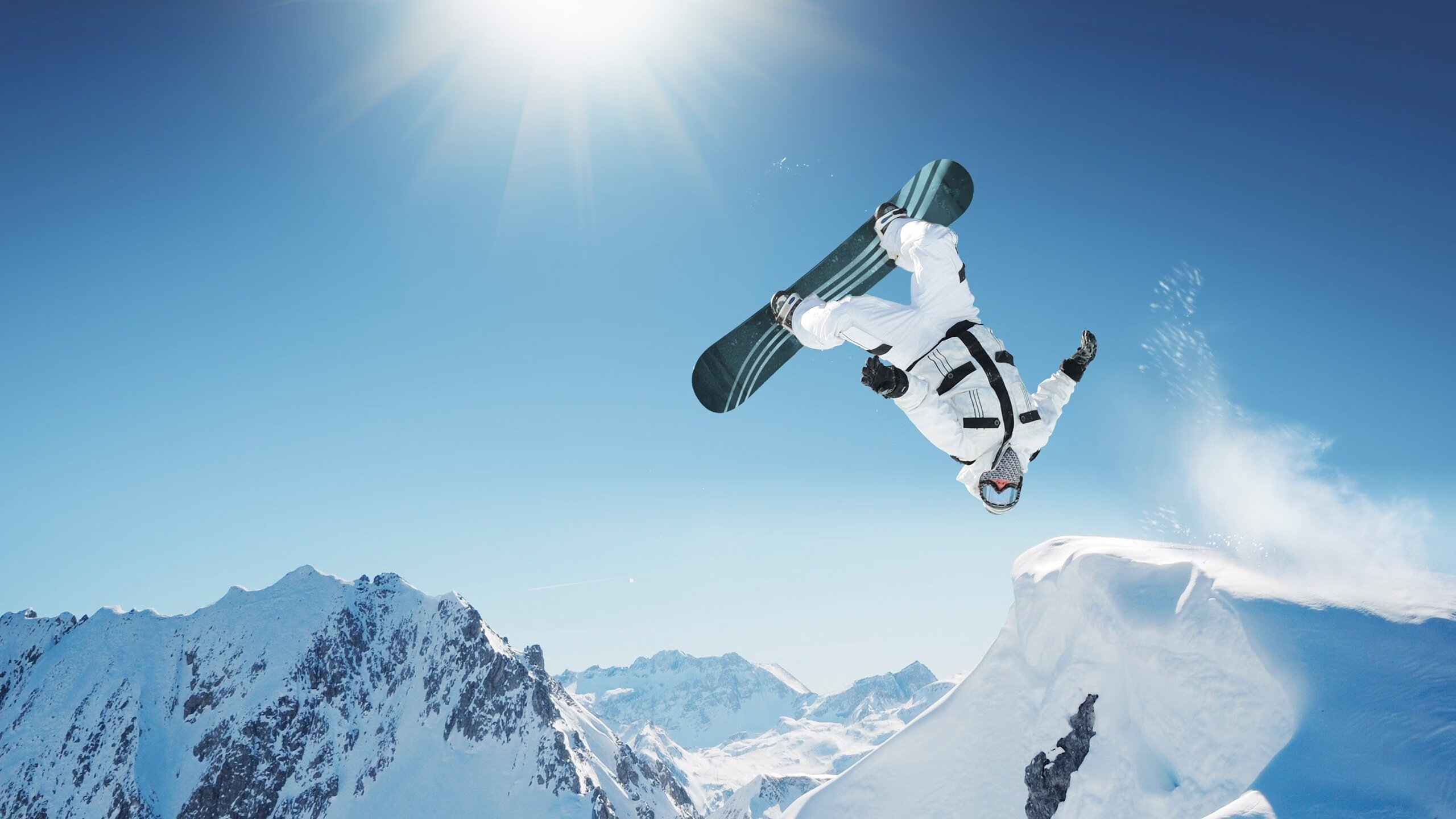 篮网助教现场讲解攻防转换核心节奏控制，篮网的助教